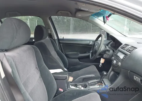 2005 Honda Accord 2.4 Lx z USA, uszkodzony, nr VIN 1HGCM56495L000398